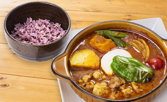 チキンと夏野菜のスープカレー